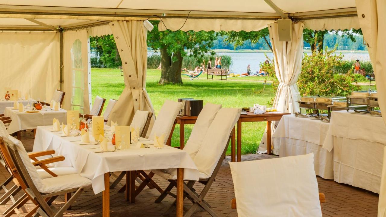 Seepark Hotel Am Wandlitzsee Bagian luar foto